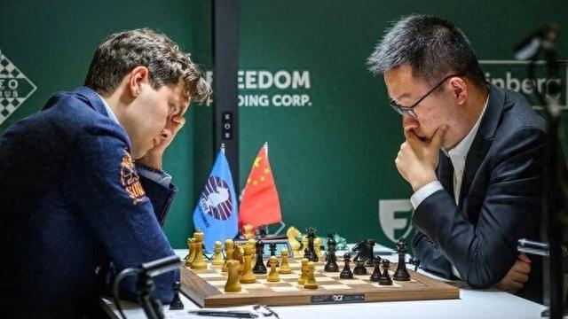 国际棋联世界冠军候选人赛，中国韦奕取得首胜|埃西彭科|辛达洛夫|朱锦|棋手|卡鲁阿纳_新浪体育_新浪新闻